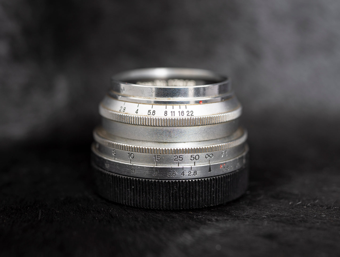 Canon 35mm F2.8 L39 lens