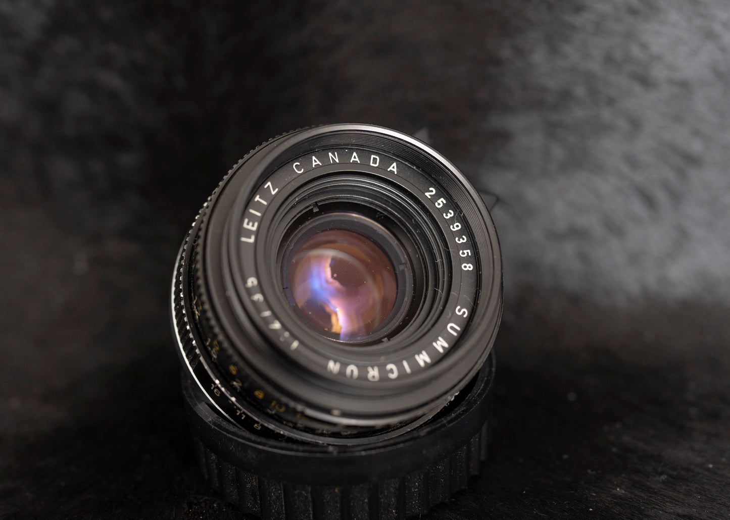 Leica Summicron 35mm f2